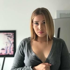 Meet your Posher, Janelyn